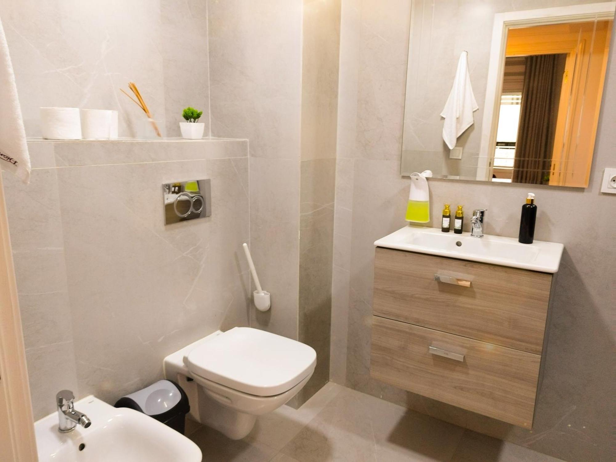 Incroyable Appartement A Playa Enface Cafe Sky 17 Tangier Exterior photo