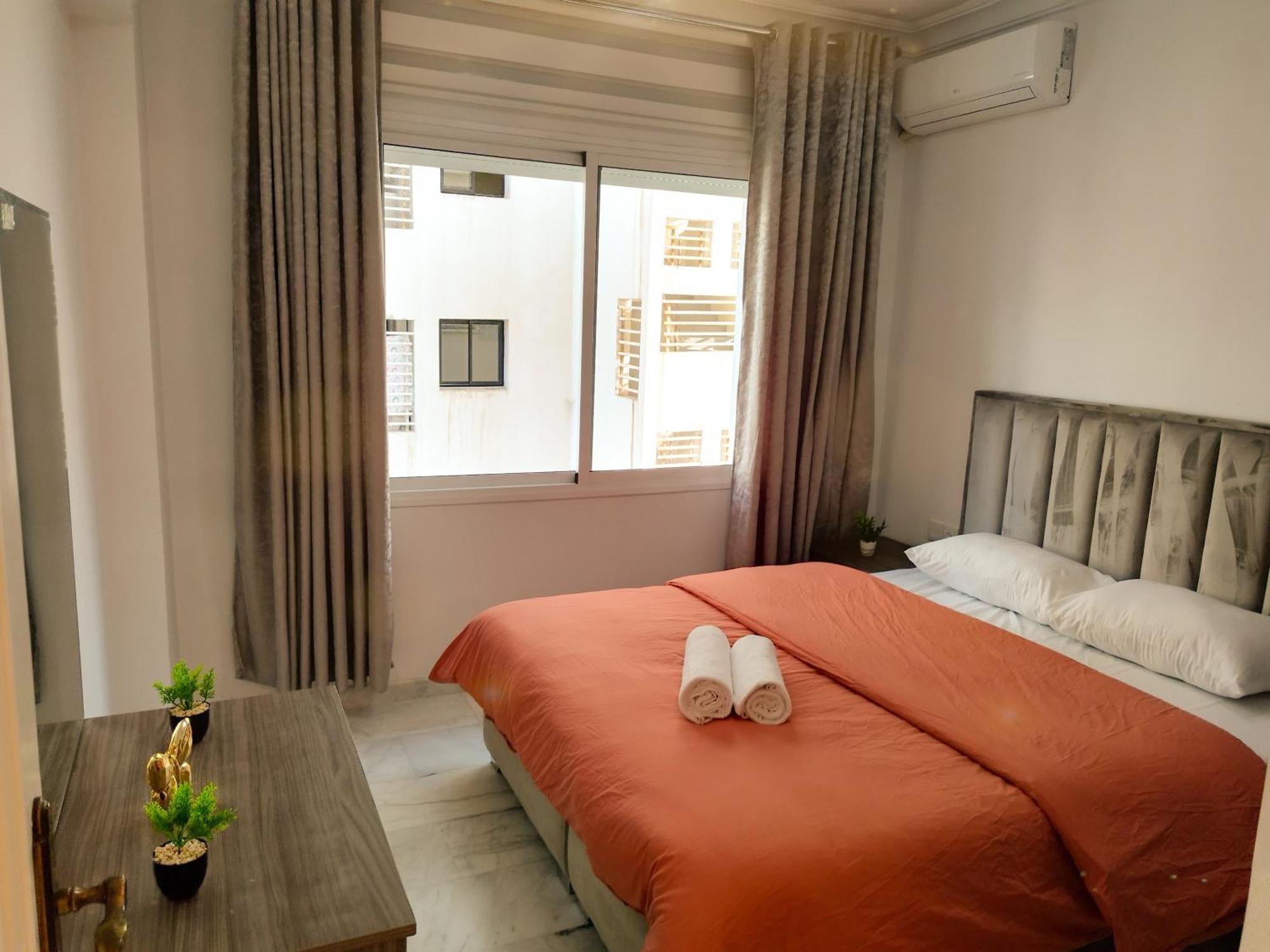 Incroyable Appartement A Playa Enface Cafe Sky 17 Tangier Exterior photo